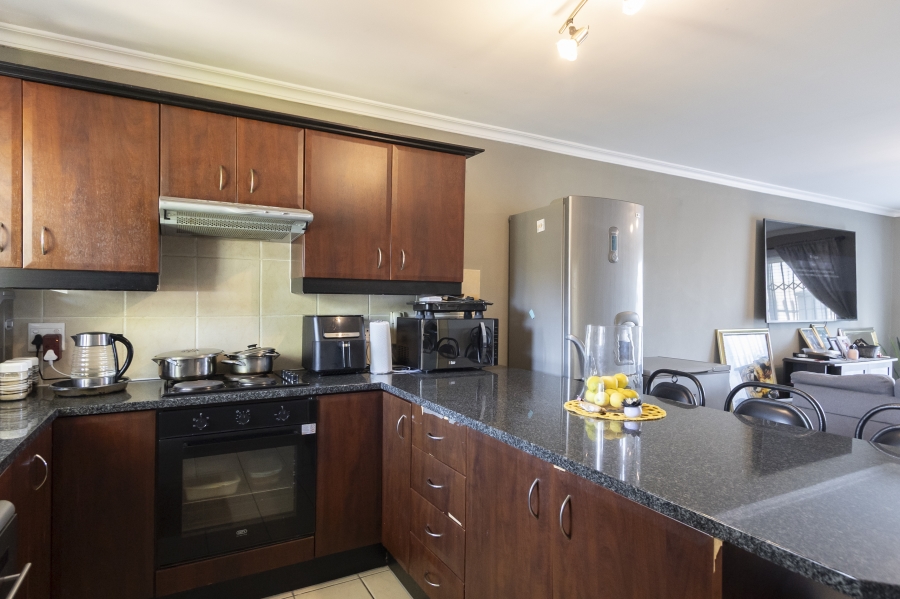 2 Bedroom Property for Sale in Heritage Park Western Cape